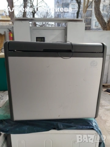 Хладилник FUN Camp KB7147A- 12/220 V- gaz, снимка 4 - Хладилници - 53712759