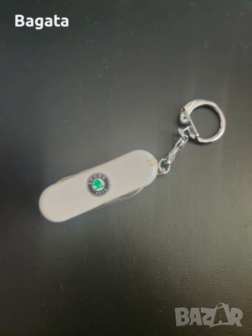 Швейцарски джобен нож - Skoda, снимка 2 - Антикварни и старинни предмети - 53838731