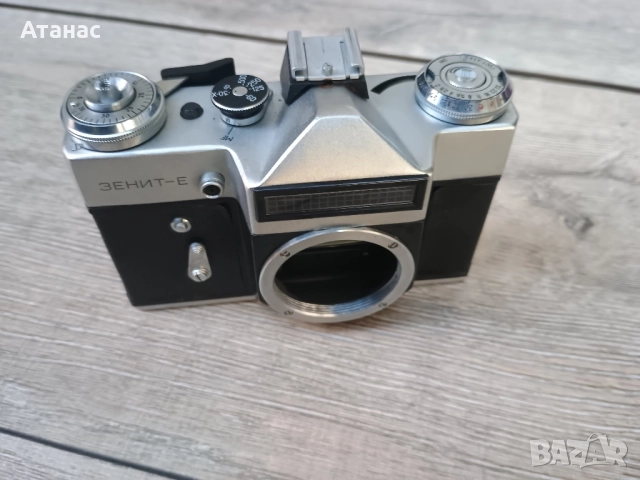 Фотоапарат Зенит Е, снимка 7 - Фотоапарати - 52399099
