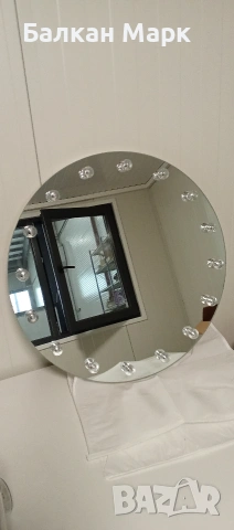 Стенно козметично огледало за грим с LED лампи,осветление, снимка 2 - Огледала - 53351220