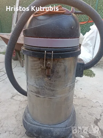 Професионална прахосмукачка Viper LSU135-EU 35L - мокро и сухо 1000W - работеща, снимка 3 - Други стоки за дома - 55729978