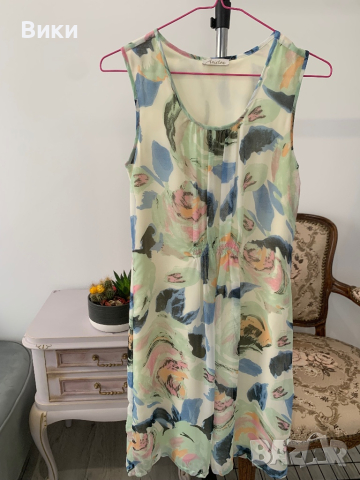 Красива рокля в размер XS/S, снимка 4 - Рокли - 44728193