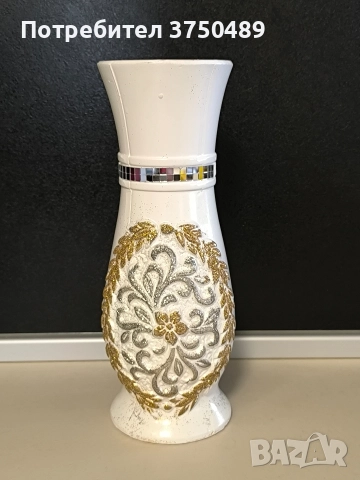 Керамична ваза украсена със златисти и сребристи мотиви, снимка 3 - Декорация за дома - 52794448
