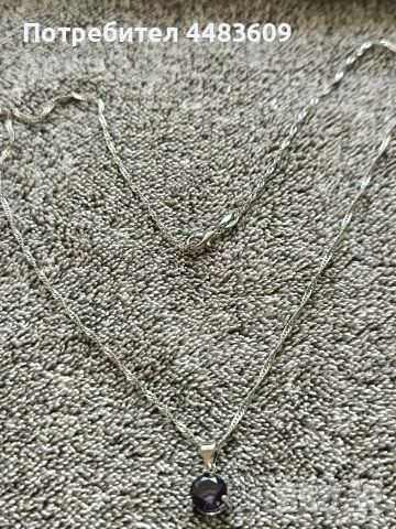 Сребърно колие с лилав цирконии 