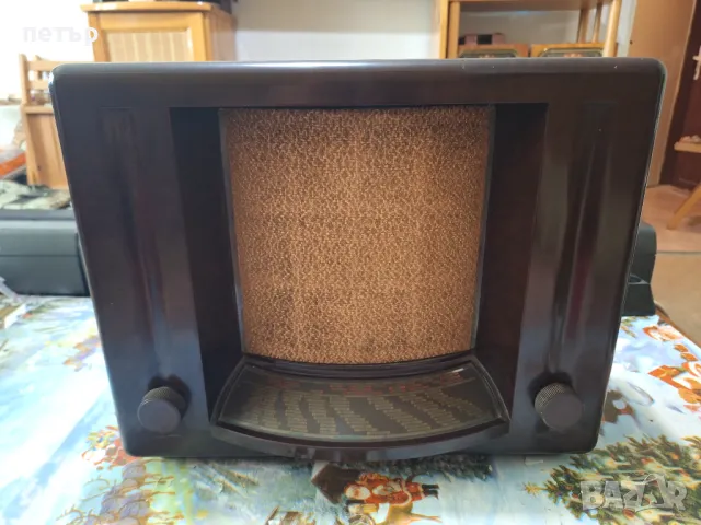 Бакелитено радио Филипс Матадор 2, снимка 7 - Радиокасетофони, транзистори - 49960751