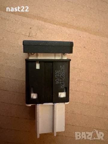 Бутон-копче esp Фолксваген Голф 5/VW gOLF 5, снимка 3 - Части - 53664176