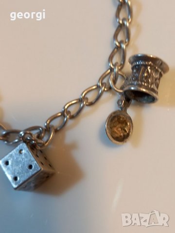 Сребърна гривна с пет талисманчета , снимка 4 - Гривни - 39102551