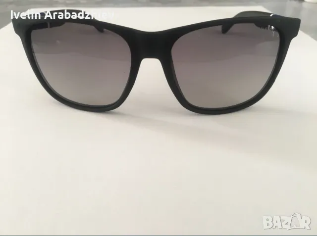 Слънчеви очила Tommy Hilfiger , снимка 2 - Слънчеви и диоптрични очила - 48193780