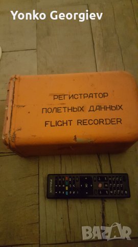 Черна кутия от съветски МИГ от миналия век., снимка 2 - Колекции - 33818770