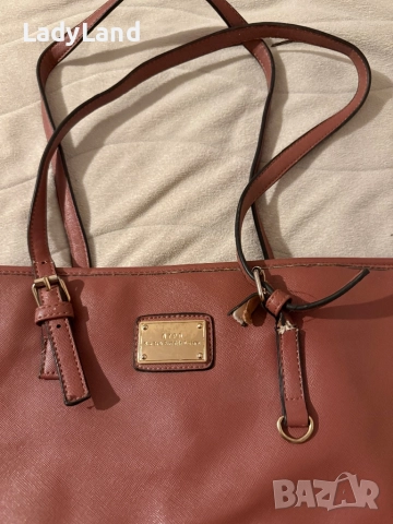 Голяма чанта , снимка 2 - Чанти - 52469468