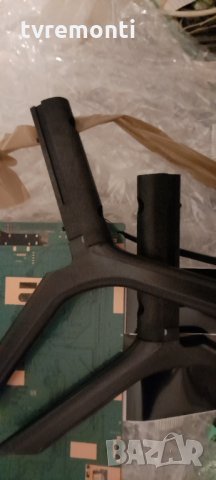 Стойкa за телевизор SAMSUNG модел UE49NU7305K