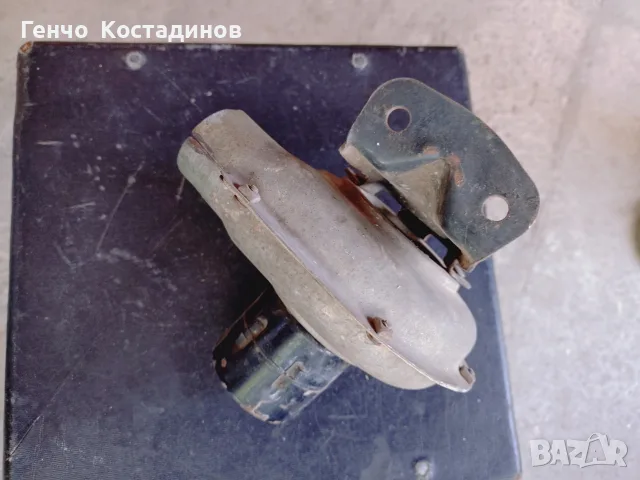 Продавам моторче за парно, снимка 6 - Части - 56405498