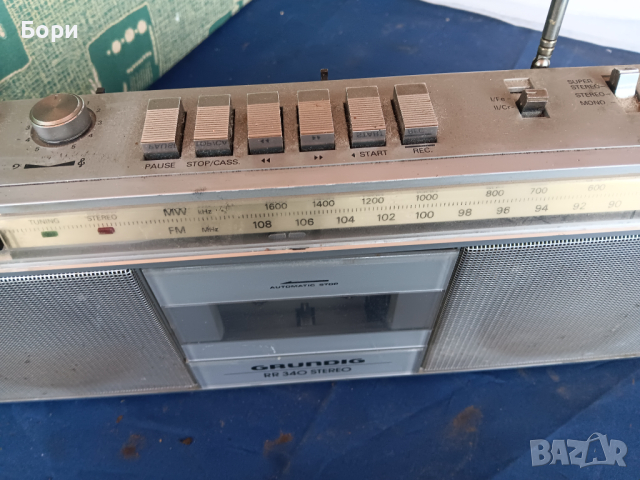 GRUNDIG RR 340 Радиокасетофон, снимка 5 - Радиокасетофони, транзистори - 44589934