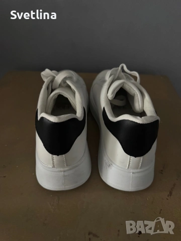 Дамски кожени маратонки 38 номер, снимка 4 - Маратонки - 53424601