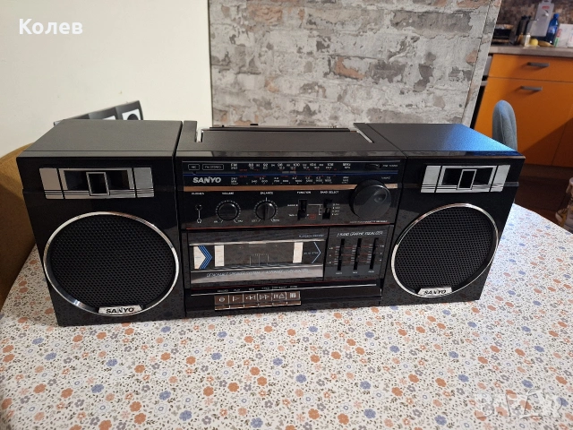 Sanyo M9716K стеререо касетен рекордер