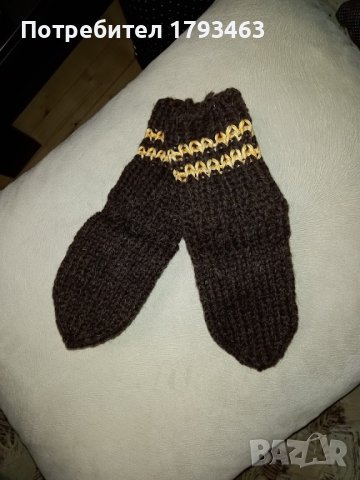 Ръчно плетени детски чорапи от вълна, снимка 2 - Чорапи - 38706904