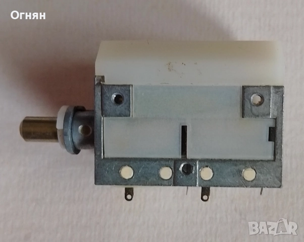 Променлив кондензатор, руски, нов