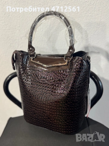 Berlina Pandora чанти, снимка 7 - Чанти - 53141598