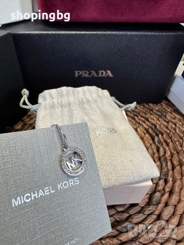 Дамска обеца  Michael Kors , снимка 1 - Обеци - 42402537