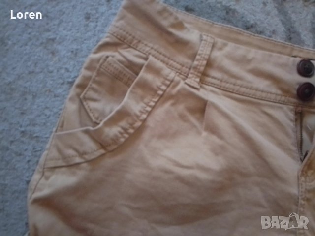 Къси панталони в кремав цвят, снимка 2 - Панталони - 44518308
