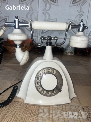 Ретро телефон 
