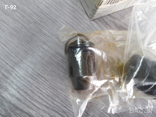 A0002904567**NEU**MERCEDES-BENZ**LKW**РЕМОНТЕН К-Т ЗА ДОЛЕН ЦИЛИНДЪР НА СЪЕДИНИТЕЛЯ  **, снимка 2 - Части - 36277082