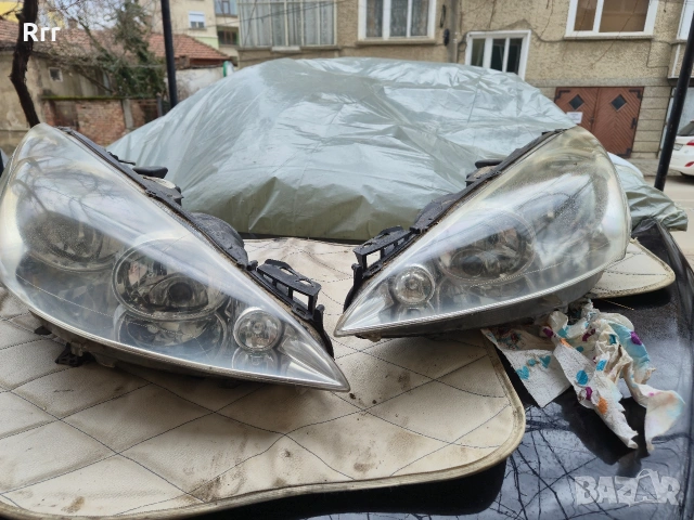 Продавам фарове за пежо 308