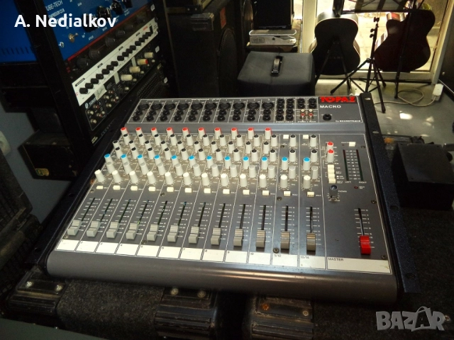 Audiomixer Soundtracs 14/2, снимка 8 - Ресийвъри, усилватели, смесителни пултове - 51470435