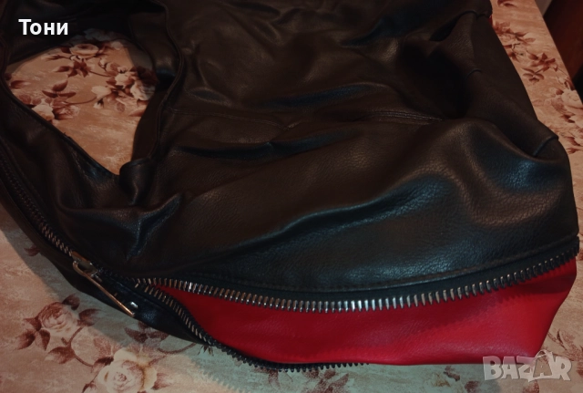 Нова Кожена Дамска Чанта с Два Странични Ципа , снимка 13 - Чанти - 52418703