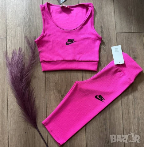 дамски екипи Nike , снимка 6 - Спортни екипи - 50580134