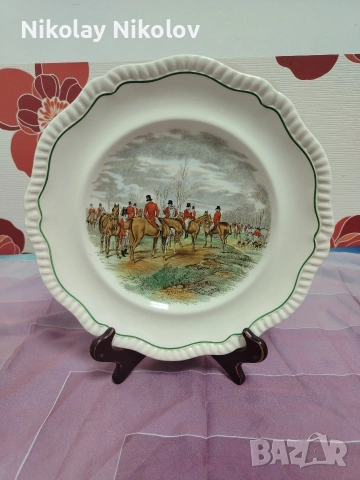 Порцеланова чиния сцена "на лов" 