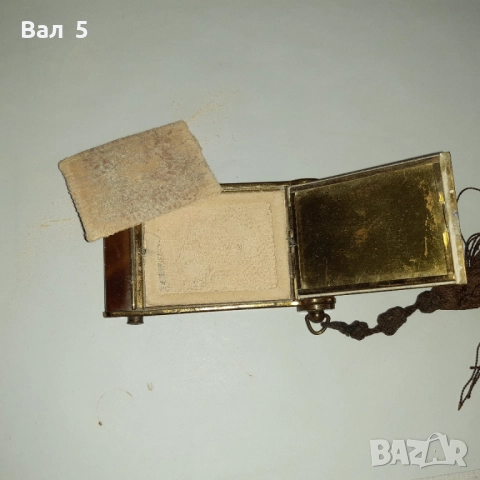 Много стара красива рядка пудриера с червило - 100 годишна, снимка 4 - Антикварни и старинни предмети - 51920626