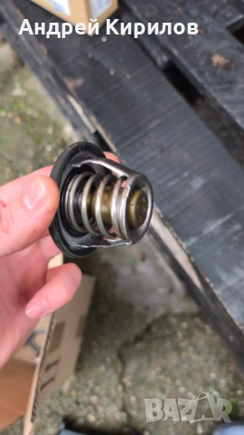 Термостат за Субару Форестър , снимка 2 - Части - 53022733