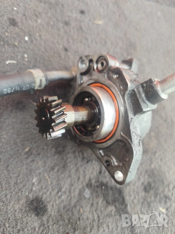 Вакум помпа-Mitsubishi L200-2.5dci-174кс-2008г