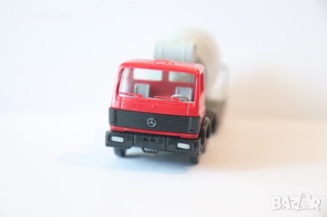 WIKING? H0 1/87 MERCEDES БЕТОНОВОЗ МИКСЕР МОДЕЛ КАМИОН, снимка 4 - Колекции - 50577380