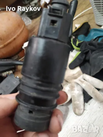 ПОМПА Audi VW VDO Windshield Washer Pump ,PA6 GB.GF 30, снимка 3 - Части - 49638209