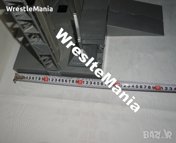 Рядка Кеч Сцена WWE ELECTRONIC ULTIMATE ENTRANCE STAGE PLAYSET MATTEL RAW AND SMACKDOWN, снимка 18 - Колекции - 51854839