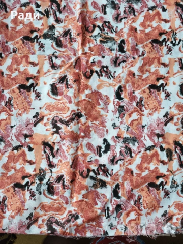 Продавам платове за рокля с цветя , снимка 7 - Други - 47198221