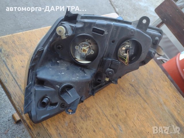 Фар десен за Рено Сценик 2 2003-2009г., снимка 2 - Части - 52587064