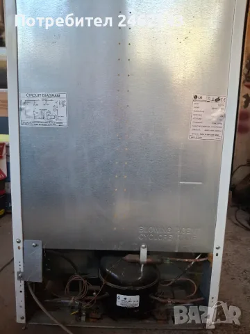 Продавам малък хладилник, снимка 2 - Хладилници - 56111842