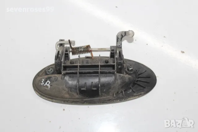 Дръжка врата външна задна дясна Renault Laguna 1 1.8i 1997 Рено Лагуна 1 хечбек, снимка 2 - Части - 48508098