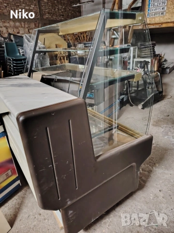 Хладилна витрина , снимка 3 - Хладилни витрини и фризери - 53204090