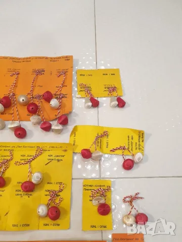 Стари мартеници/мартенички, снимка 5 - Антикварни и старинни предмети - 49140941