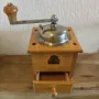 Дървена кафемелачка, стара, снимка 5