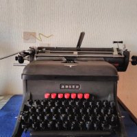 Пишеща машина,стара немска,марка,,АDLER", снимка 1 - Антикварни и старинни предмети - 41701030