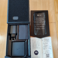 Motorola razr 2022, снимка 4 - Motorola - 44604159