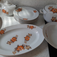 Красив супник с оранжеви цветя порцеланов, снимка 4 - Антикварни и старинни предмети - 36358533