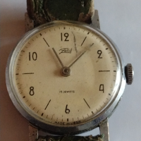 Рядък часовник ZARIA 15 камъка интересен модел за колекционери - 26542, снимка 2 - Антикварни и старинни предмети - 36177185