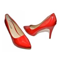Дамски обувки в червено ,висок ток, снимка 1 - Дамски елегантни обувки - 44142778
