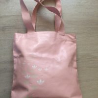 Сладурска розова чанта Adidas., снимка 1 - Чанти - 41756082